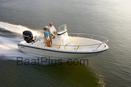 Boston Whaler 190 Outrage Spesifikasjoner og anmeldelser